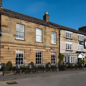 The Black Swan - The Collection Group Helmsley